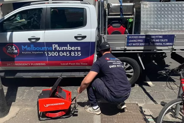 Local Glen Iris Plumber with service van and equipment